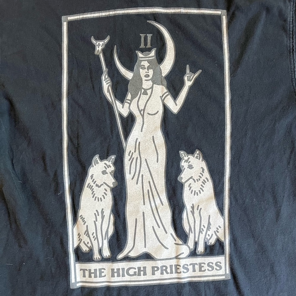 Hell Babes The High Priestess Shirt - Picture 4 of 9